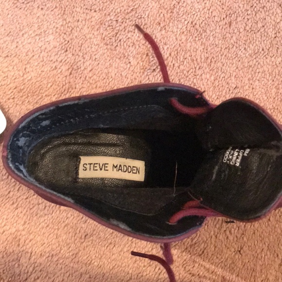 CLOSE OUT SALE: Steve Madden Raspy Booties - Picture 5 of 5